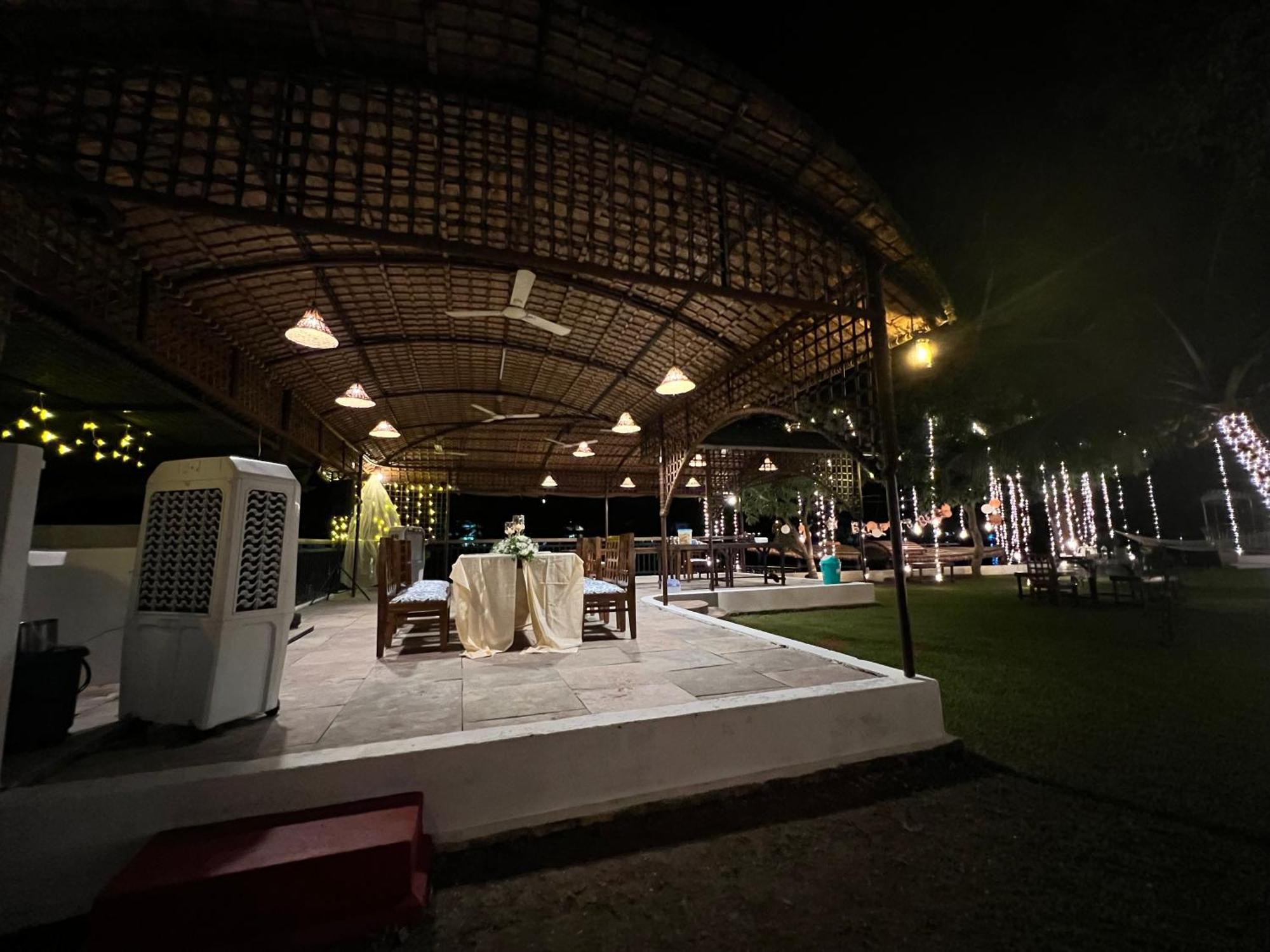 The Pamba Heritage Villa Champakulam Eksteriør billede